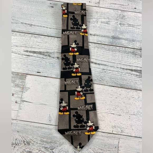 Vintage Classic Mickey Mouse Tie - Picture 1 of 6